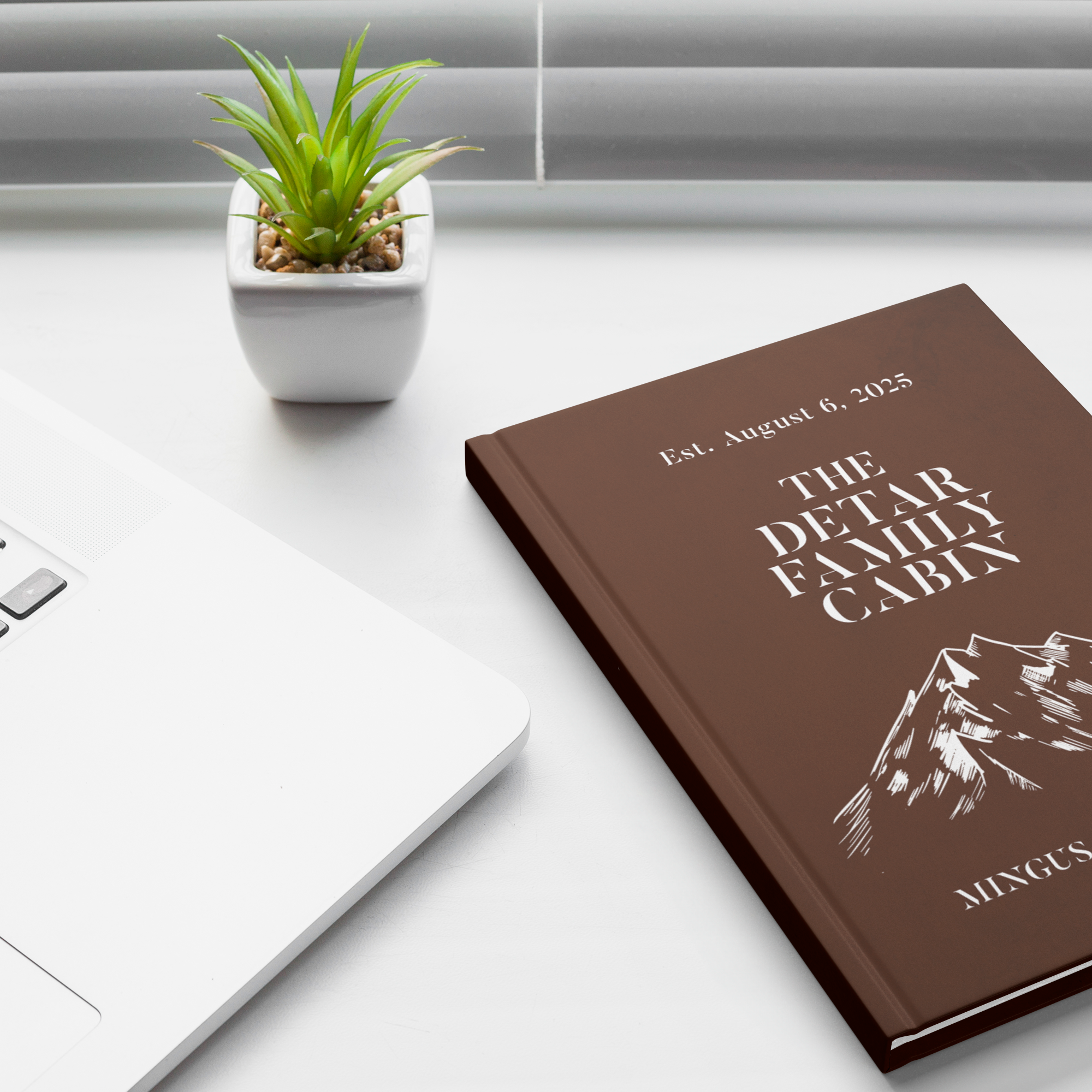 Amy_Sue_DeTar_Lifestyle_1_Mockup.png_15916679